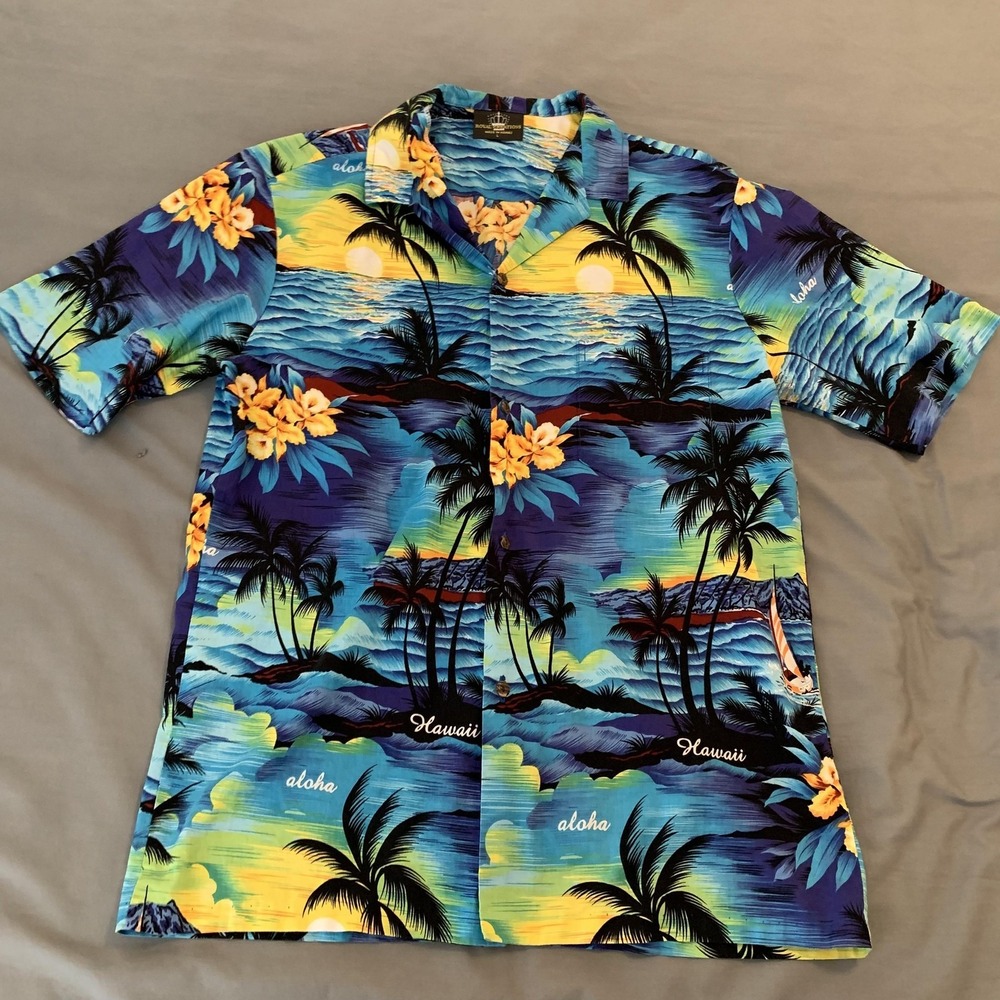 Royal Creations Shirt Mens Large Blue Hawaiian Scenic Short Sleeve Button Front